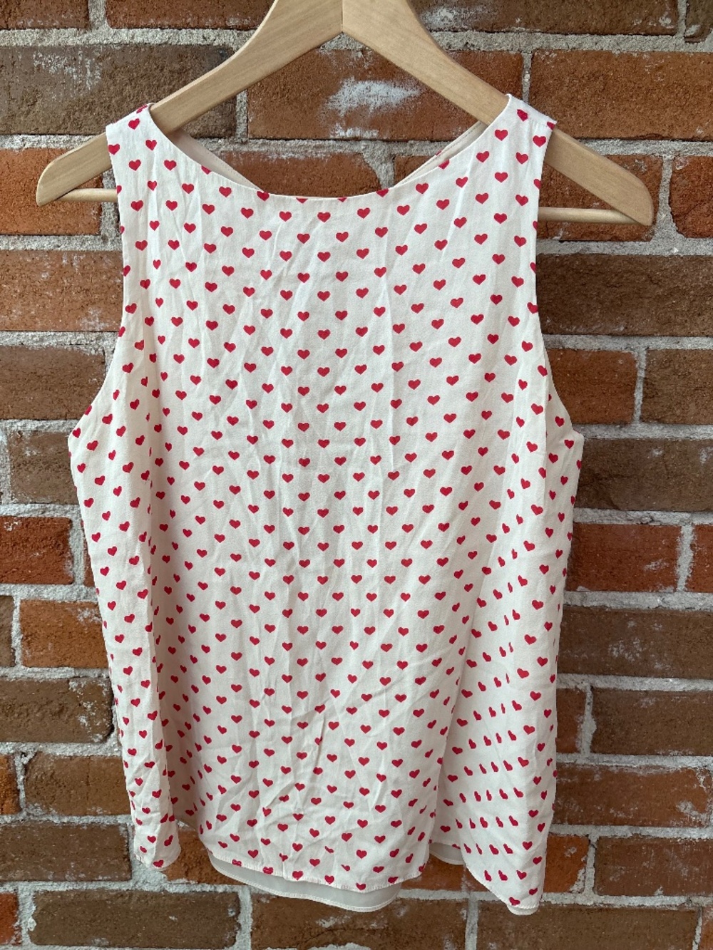 Alice + Olivia Heart Print Keyhole Back Silk Tank Top Size S